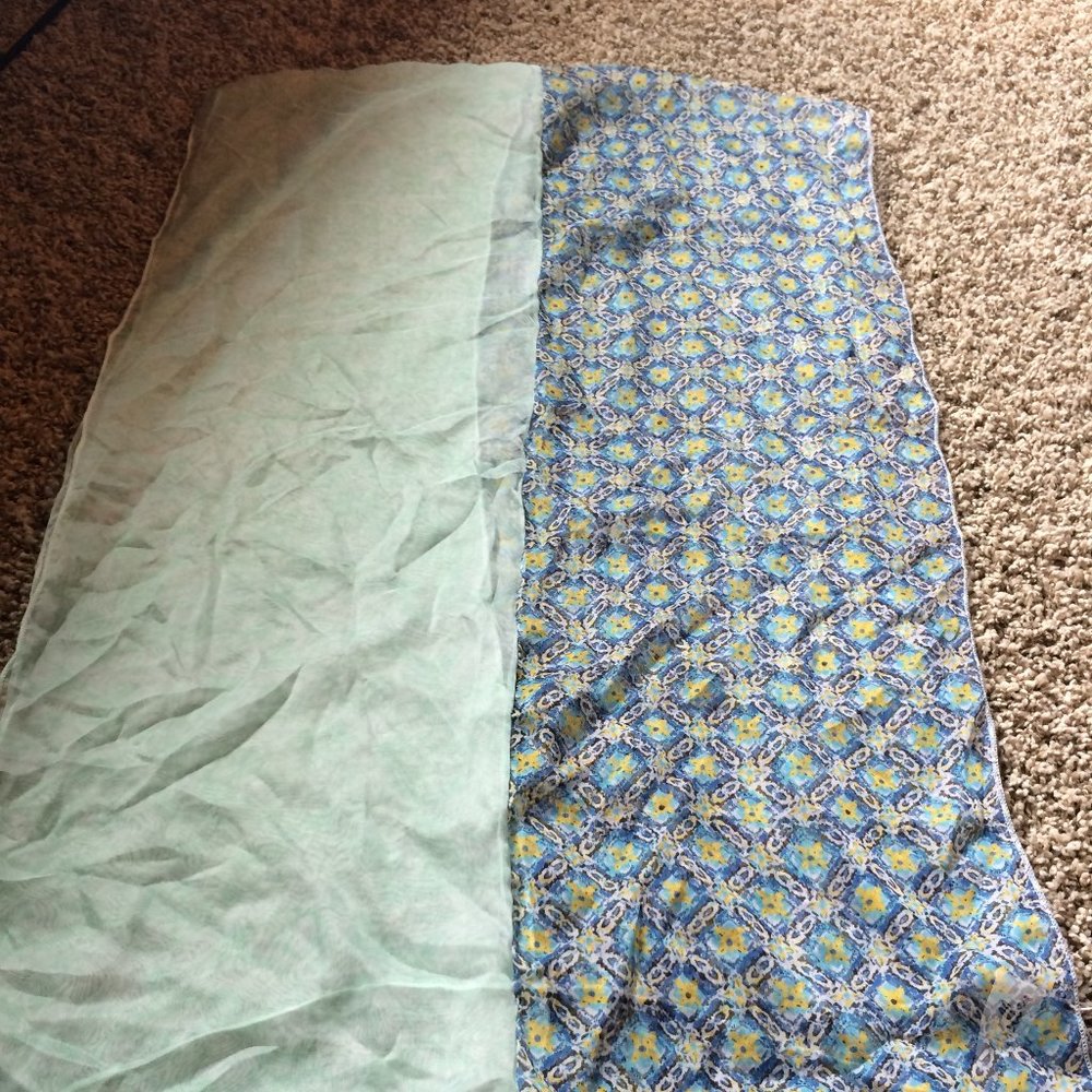 Simply Noelle Infinity Scarf Blue Print Pattern